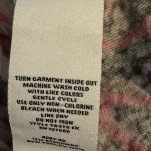 Ruby Rd. Top - Picture 6 of 7